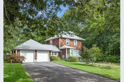 468 Main Street, Yaphank, NY 11980 - Photo 2