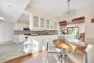 251 Town Lane, Amagansett, NY 11930 - Photo 8