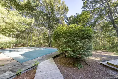 251 Town Lane, Amagansett, NY 11930 - Photo 32