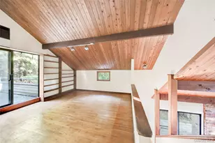 251 Town Ln, Amagansett, NY 11930 - Photo 10