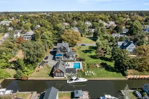 28 S Montgomery Ave, Bay Shore, NY 11706 - Photo 42