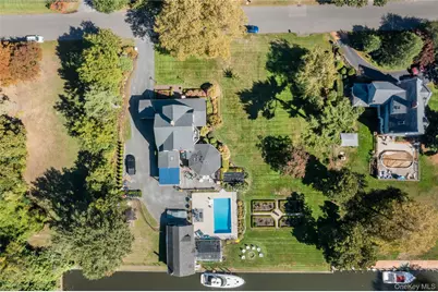 28 S Montgomery Avenue, Bay Shore, NY 11706 - Photo 44