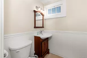 28 S Montgomery Ave, Bay Shore, NY 11706 - Photo 24