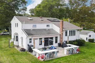 5 Canterbury Dr, Coram, NY 11727 - Photo 26