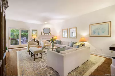 39 Club Pointe Drive, White Plains, NY 10605 - Photo 18