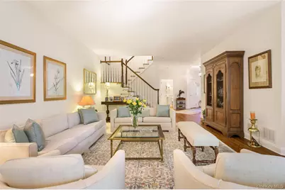 39 Club Pointe Drive, White Plains, NY 10605 - Photo 24