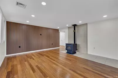 17 Bellport Road, Mastic Beach, NY 11951 - Photo 4