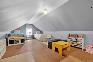 310 Carpenter Ave, Newburgh, NY 12550 - Photo 32