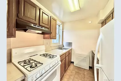 35-40 Clearview Expressway #371, Bayside, NY 11361 - Photo 4