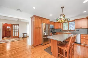 83 Village Line Rd, Babylon, NY 11702 - Photo 8