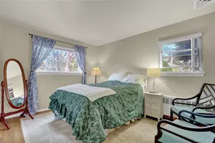 64 South St, East Hills, NY 11577 - Photo 16