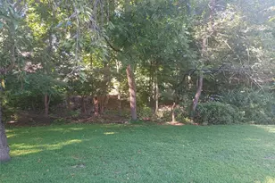 2 E Willow Tree Rd, Spring Valley, NY 10977 - Photo 8