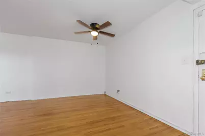 87-15 204th Street #B57, Hollis, NY 11423 - Photo 6