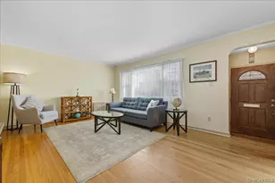 215 New Hyde Park Rd, New Hyde Park, NY 11040 - Photo 4