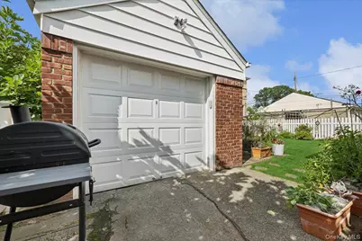 215 New Hyde Park Road, New Hyde Park, NY 11040 - Photo 22