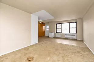 124 Smith St, Freeport, NY 11520 - Photo 4