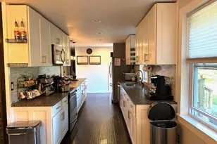 32 Greentree Dr N, Hyde Park, NY 12538 - Photo 6