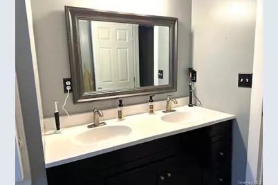 32 Greentree Drive N, Hyde Park, NY 12538 - Photo 30