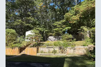 679A Meadow Road, Smithtown, NY 11787 - Photo 30