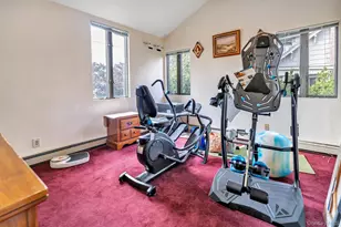 34 W 2nd St, Freeport, NY 11520 - Photo 18