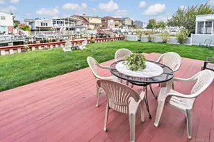 34 W 2nd St, Freeport, NY 11520 - Photo 20