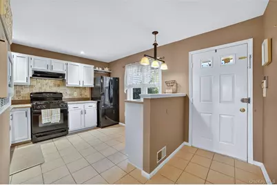 204 Mallard Way, Peekskill, NY 10566 - Photo 6