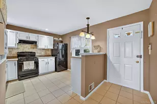 204 Mallard Way, Peekskill, NY 10566 - Photo 6