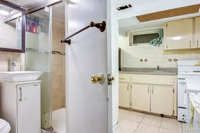 85-54 148th Street, Briarwood, NY 11435 - Photo 20