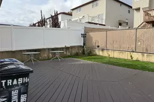 867 Sinclair Ave, New York, NY 10309 - Photo 12