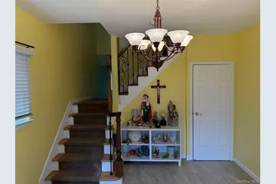 867 Sinclair Avenue, New York, NY 10309 - Photo 4