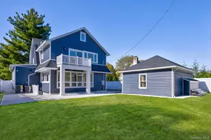 60 Long Dr, Hempstead, NY 11550 - Photo 4