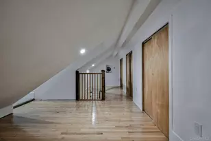 60 Long Dr, Hempstead, NY 11550 - Photo 38