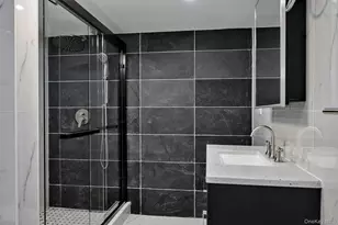 60 Long Dr, Hempstead, NY 11550 - Photo 42