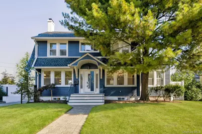 60 Long Drive, Hempstead, NY 11550 - Photo 2