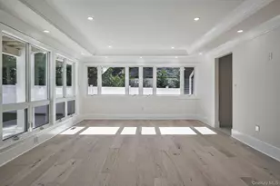 60 Long Dr, Hempstead, NY 11550 - Photo 20