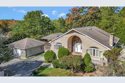 111 Sycamore Drive, Cornwall, NY 12553 - Photo 2