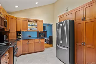 17 Bluebird Ln, Huntington, NY 11743 - Photo 34