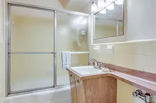 39-65 52nd St, Woodside, NY 11377 - Photo 10