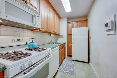 39-65 52nd Street #7S, Woodside, NY 11377 - Photo 6