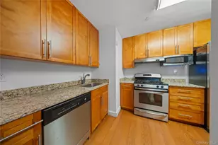 40-22 College Point Blvd, Flushing, NY 11354 - Photo 10