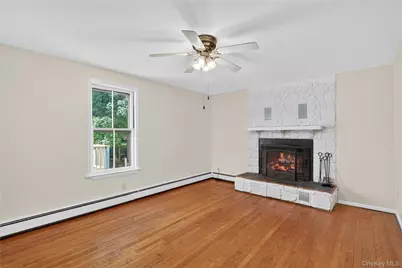 10 Howe Street, Warwick, NY 10990 - Photo 18