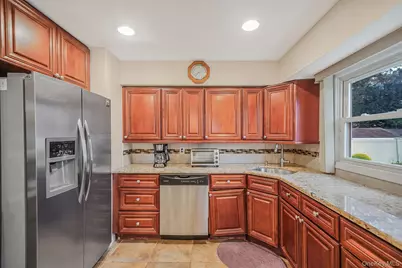166 N Oak Street, Massapequa, NY 11758 - Photo 14