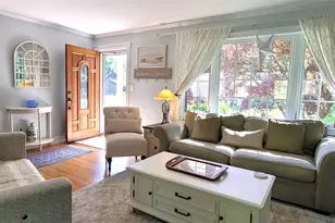 23 Violet Pl, Rhinebeck, NY 12572 - Photo 2