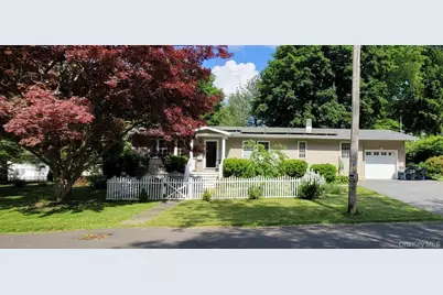 23 Violet Place, Rhinebeck, NY 12572 - Photo 1