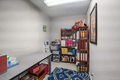 62 Waller Avenue, White Plains, NY 10605 - Photo 18