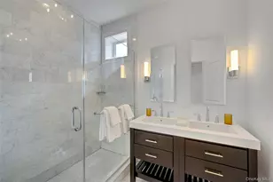 39 Island Point, Bronx, NY 10464 - Photo 18