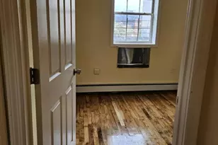 873 Elsmere Pl, Bronx, NY 10460 - Photo 4