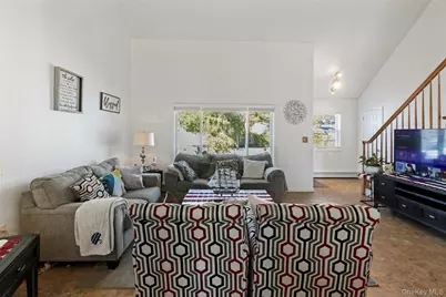187 Nassau Lane Lane, Island Park, NY 11558 - Photo 4