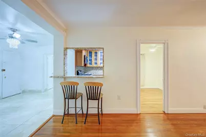 123-35 82nd Road #2K, Kew Gardens, NY 11415 - Photo 8