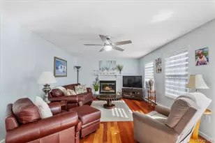 38 Somerset Dr, Patterson, NY 12563 - Photo 10